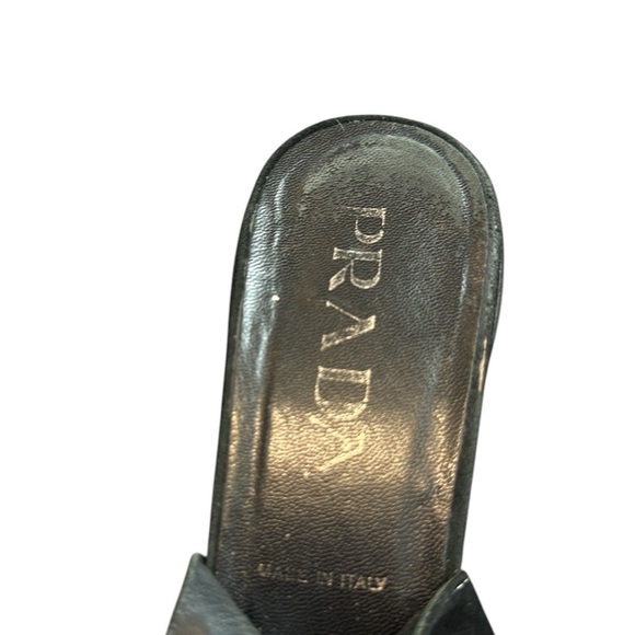 Vintage Prada Kitten Heels Black Suede Pointed Toe Authenticated 6.5 - Picture 3 of 7